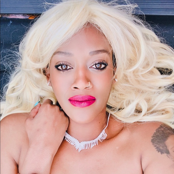 Nice to meet you! I’m Mikaila - Picture 9 of 14